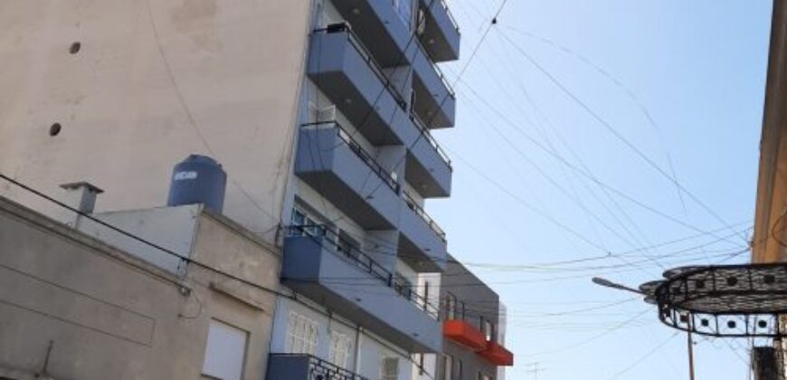 Alquiler Departamento sobre calle Posadas