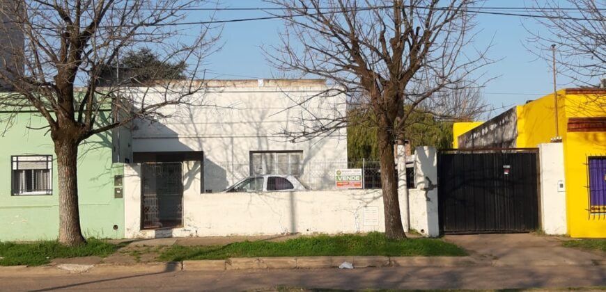 VENTA DE PROPIEDAD SOBRE BOULEVAR ARAOZ