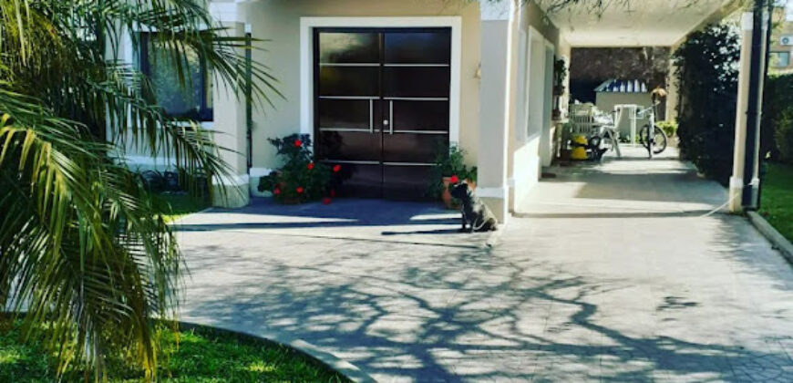 VENTA CASA EN BARRIO LA SOÑADA