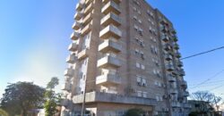 VENTA DEPARTAMENTO EDIFICIO UDA, B. IRIGOYEN Y PERU