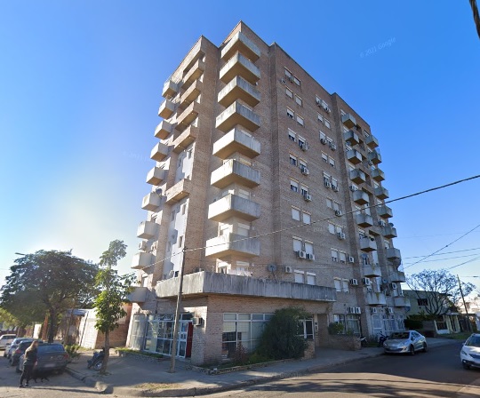 VENTA DEPARTAMENTO EDIFICIO UDA, B. IRIGOYEN Y PERU