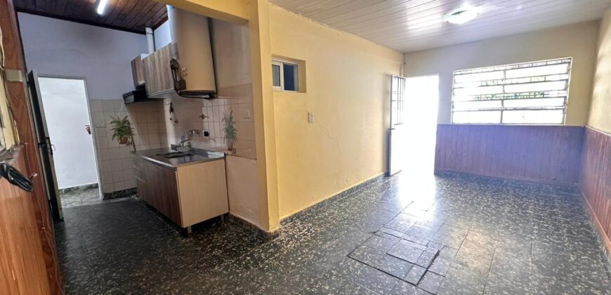 VENTA PROPIEDAD SOBRE CALLE LACAVA BIS