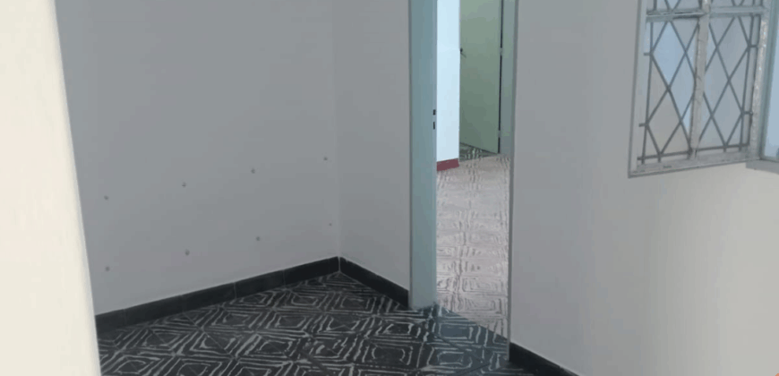 DEPARTAMENTO SOBRE CALLE 25 DE MAYO