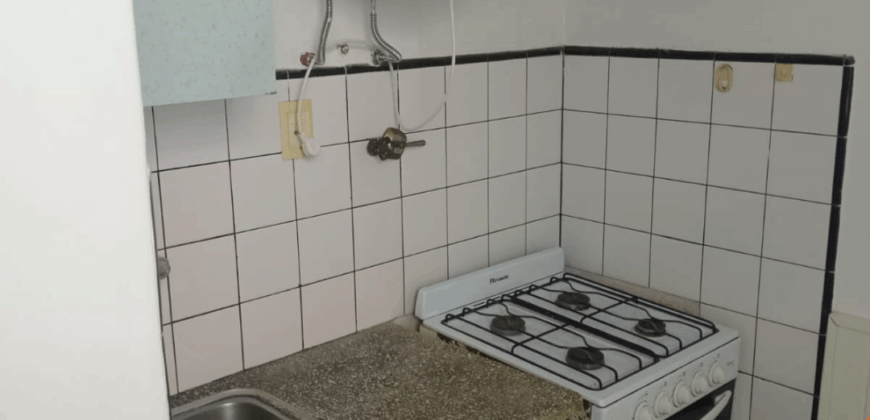 DEPARTAMENTO SOBRE CALLE 25 DE MAYO