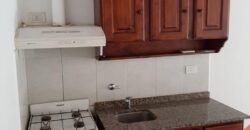 Monoambiente en alquiler, sobre calle Estrada